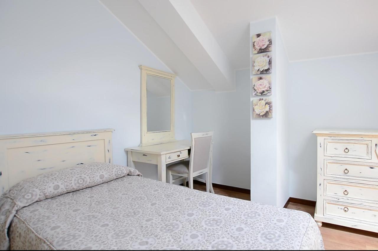Hotel Risi Colico Bagian luar foto