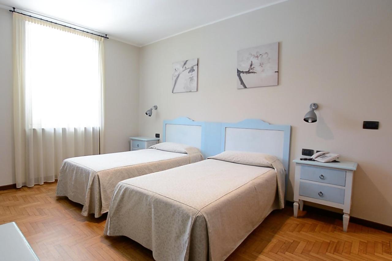 Hotel Risi Colico Bagian luar foto