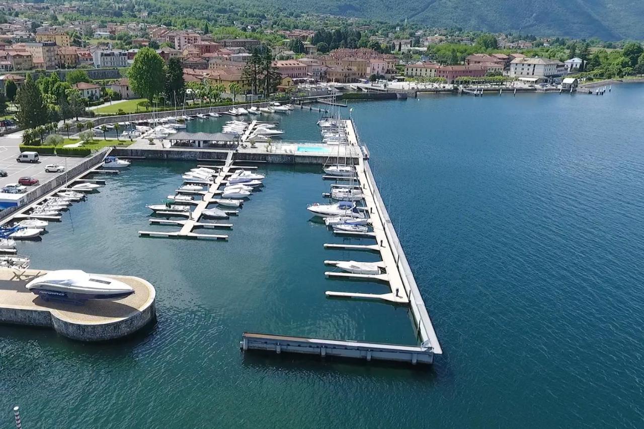 Hotel Risi Colico Bagian luar foto